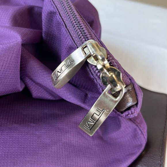 Tumi Weekender Like Carry On Bag Purple and Brown ***Gift Giving Season**** - Picture 9 of 12